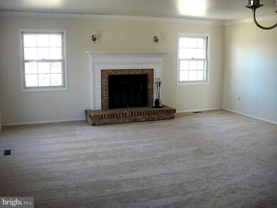 12608 Crimson Ct, Bowie, MD 20715 - photo 5