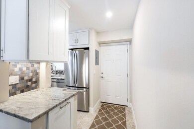 87 N Collier Blvd #J4, Marco Island, FL