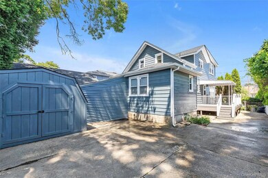 123 Mitchell St, Bellmore, NY 11710 - photo 4