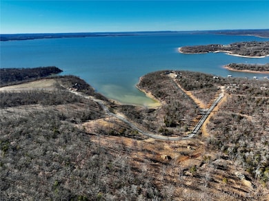 241 Patriot Pointe, Eufaula, OK 74432 - photo 2