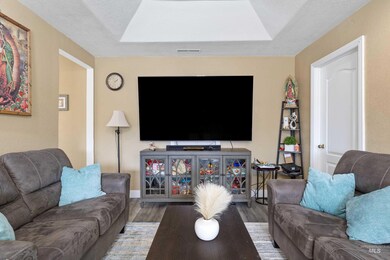 726 Wyoming St, Gooding, ID 83330 - photo 7