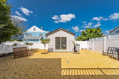 15 9th Ave Ortley Beach NJ-large-007-019