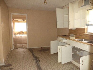 219 E Clark Ave, Pharr, TX 78577 - photo 4