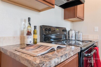 3035 W Fuji Ct, Kuna, ID 83634 - photo 6