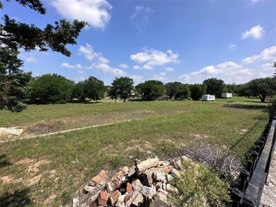 808 Neptune Dr, Granbury, TX 76049 - photo 6