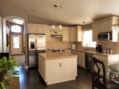 831 E Gary Dr, Chandler, AZ 85225 - photo 6