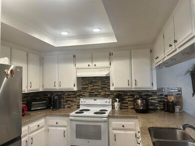 1721 Melrose Ave unit 15, Chula Vista, CA 91911 - photo 2