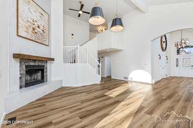 Family Room-20251018-7295