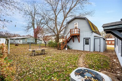 915 E Jefferson Ave, Effingham, IL 62401 - photo 5