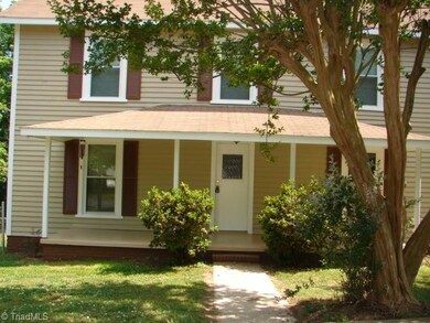 2007 Craven St, Ramseur, NC 27316 - photo 2