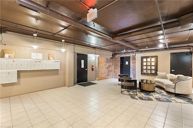 Entry/elevator lobby