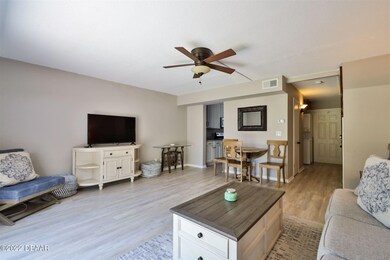 #7 L:R to front door websize