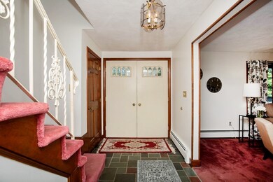 19 Sparhawk Dr, Burlington, MA 01803 - photo 3