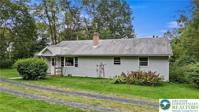 7509 Borman Rd, New Tripoli, PA 18066 - photo 4