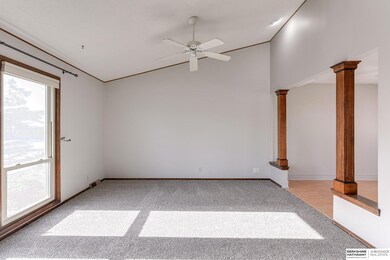 340 Windsor Dr, Papillion, NE 68046 - photo 5
