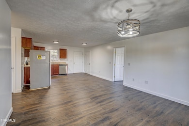 503 Long Cir, Newport, TN 37821 - photo 7