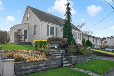 66 Irving St, Cranston, RI 02910 - photo 2