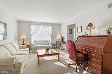 104 Wilson Dr, Schwenksville, PA 19473 - photo 4