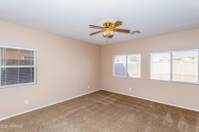 06 Family Room