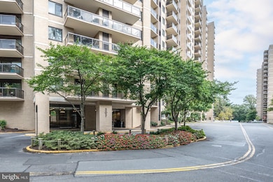 307 Yoakum Pkwy unit 1808, Alexandria, VA 22304 - photo 4