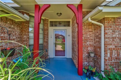 612 Loyd Ln, Moore, OK 73160 - photo 3