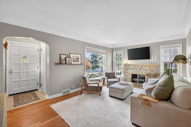 Large picturesque window--Renewal by Andersen Windows throughout