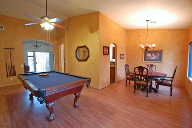 LIVING-DINING
