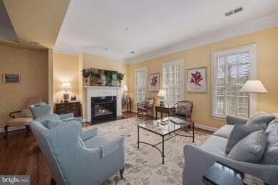 8517 Gavin Manor Ct, Chevy Chase, MD 20815 - photo 3