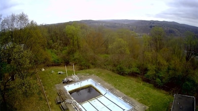 123 Bee Ln, Monroeville, PA 15146 - photo 4