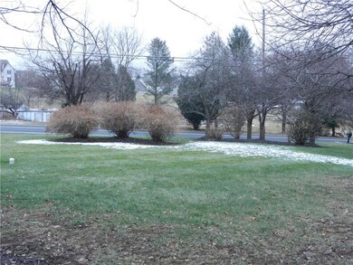 1422 Valley View Cir, Orefield, PA 18069 - photo 5