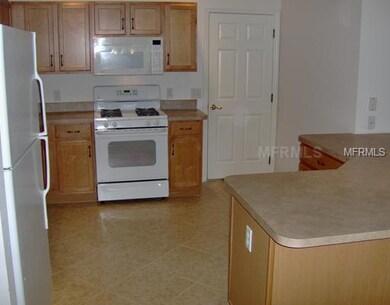 2832 Plainridge Loop, The Villages, FL 32162 - photo 4