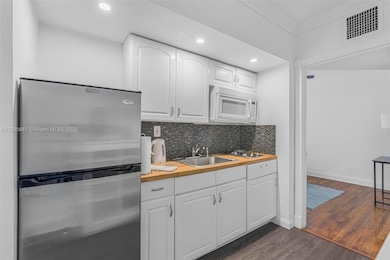 1555 Pennsylvania Ave unit 209, Miami Beach, FL 33139 - photo 5