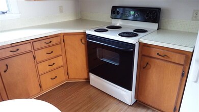 161 Nashua St unit A, Milford, NH 03055 - photo 3