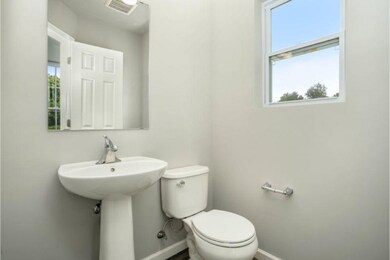 LMD097-E2070-Powder Room