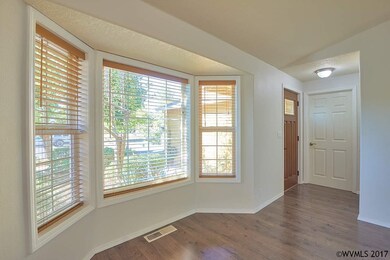 1049 SE Ash St, Dundee, OR 97115 - photo 6