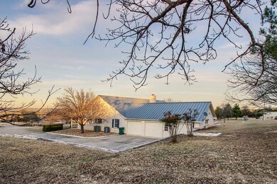 1334 Southwoods Dr, Fredericksburg, TX 78624 - photo 2