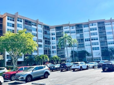 1200 Saint Charles Place unit 218, Pembroke Pines, FL 33026 - photo 3