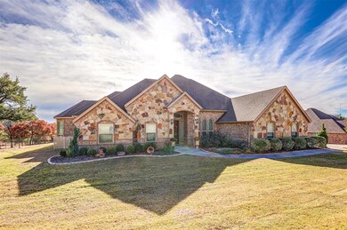 306 Ellis Ridge Dr, Weatherford, TX 76085 - photo 3