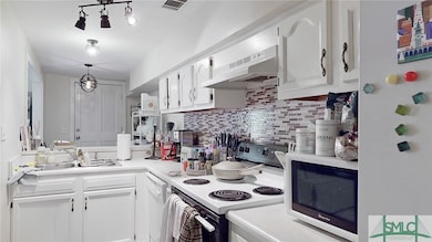 207 E Duffy St unit B, Savannah, GA 31401 - photo 3