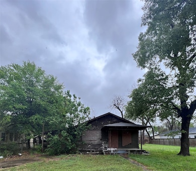 121 Amundsen St, Houston, TX 77009 - photo 5