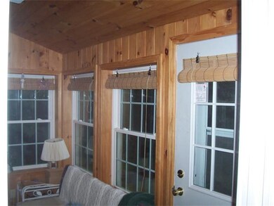 739 Daniel Shays Hwy, Athol, MA 01331 - photo 7