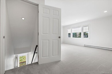 105 Florence St unit 2, Mamaroneck, NY 10543 - photo 3