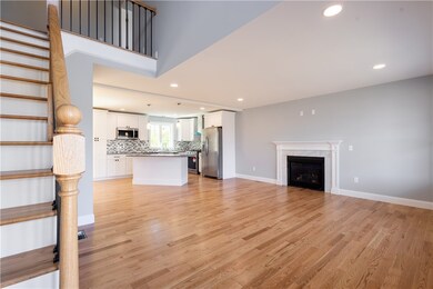 569 Louise St, Woonsocket, RI 02895 - photo 3