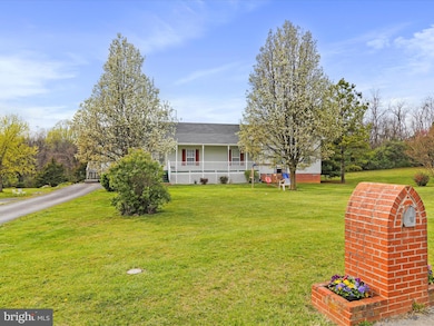 49 Peach Tree Ln, Bunker Hill, WV 25413 - photo 2