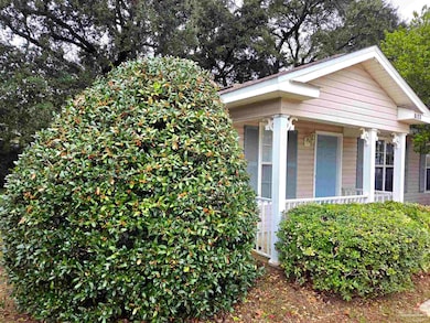 8133 Heirloom Dr, Pensacola, FL 32514 - photo 3