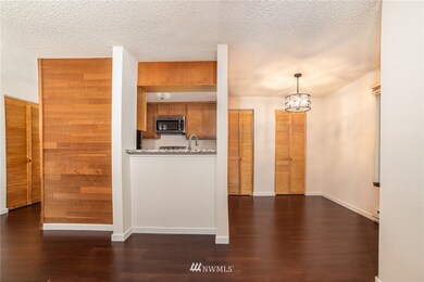 7223 244th St SW unit J11, Edmonds, WA 98026 - photo 4