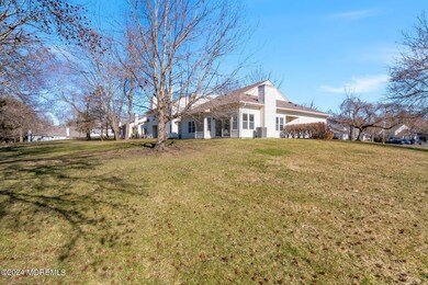 025-211RavenswoodRoad-Englishtown-NJ-077