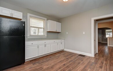 Kitchen (2)