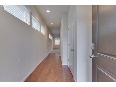 16135 SE Kingbird Dr, Clackamas, OR 97015 - photo 4