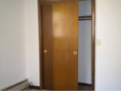 13A Kim Ave unit 13B, Londonderry, NH 03053 - photo 7